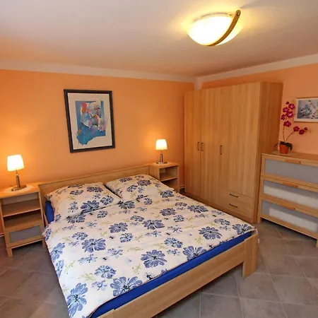 Hotel Ferienwohnung Malchow 7051 *